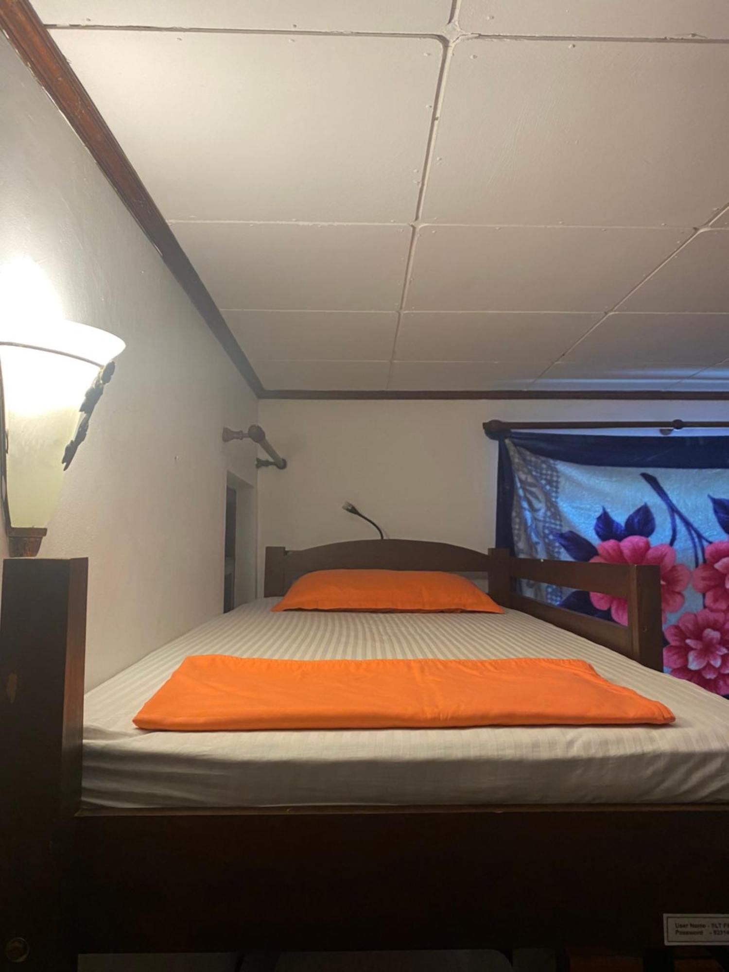 Sky Hostel Negombo Zewnętrze zdjęcie